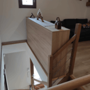 Rückseite des Möbelstücks sichtbar
