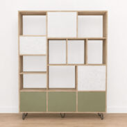 Bücherregal Oria, ein luxuriöses Möbelstück in zeitlosem Design - Sauge minéral, 150cm