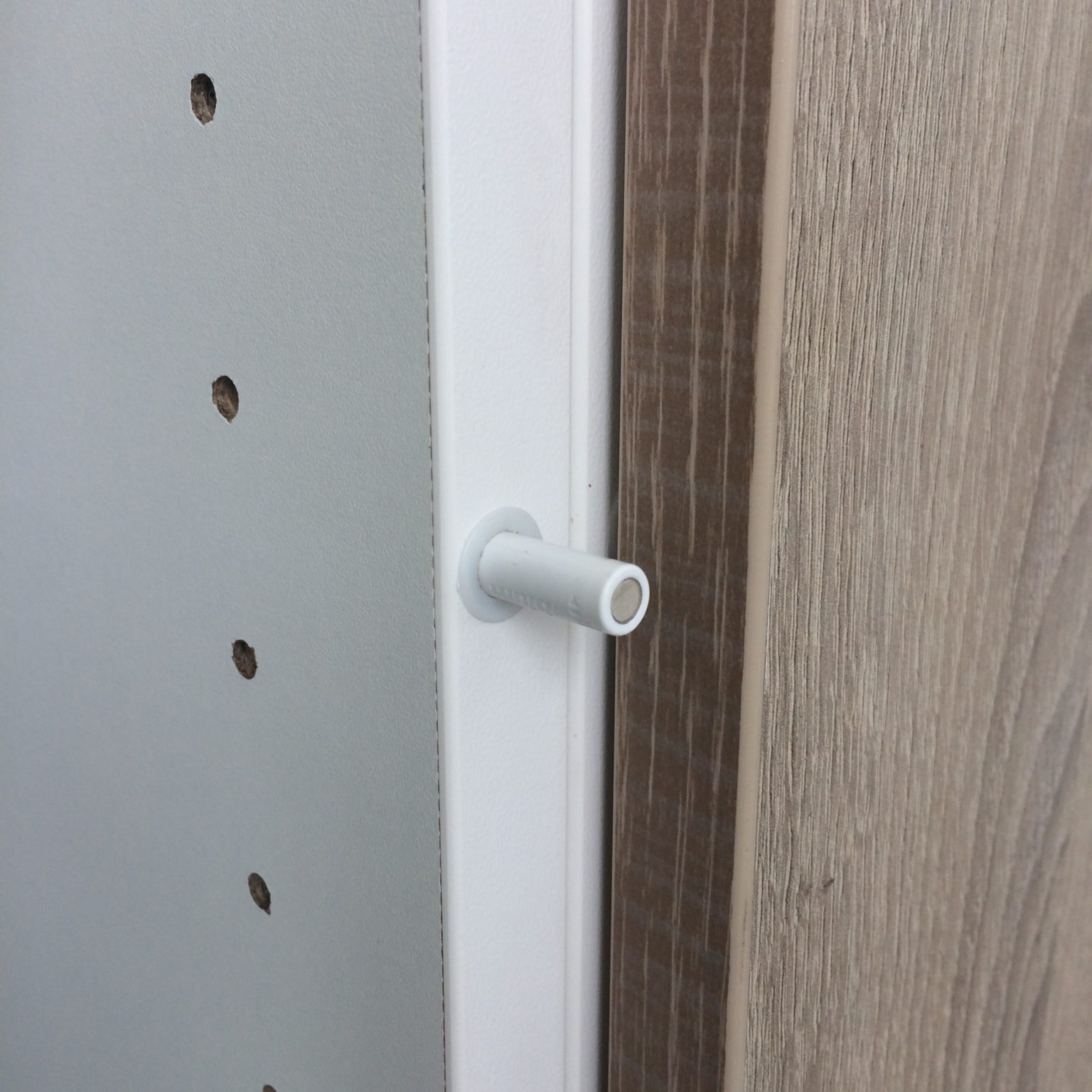 Tip-On-System für grifflose Schubladen